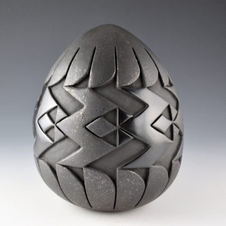 Alternative view of Youngblood-Lugo, Sergio - "Thunderbird" Large Seedpot, Ribbon