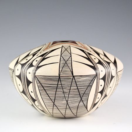 Naha, Sylvia - Seed Bowl with Bat Wing and Star Design (1980s)