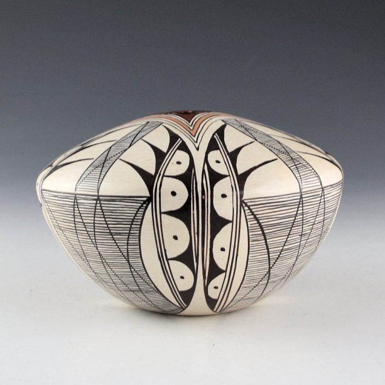 Naha, Sylvia - Seed Bowl with Bat Wing and Star Design (1980s)