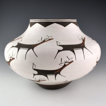 Alternative view of Peynetsa, Anderson - 11" Wide Olla with 18 Heartline Deer and Mountain Rim