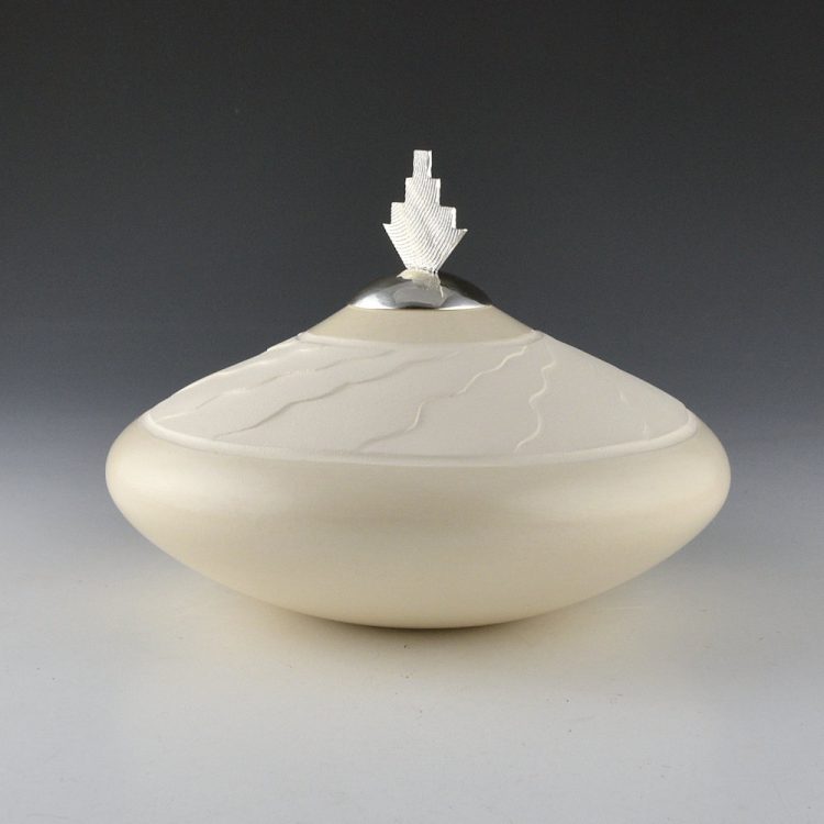 Duwyenie, Preston - Shifting Sand Bowl with Cloud Design Silver Lid