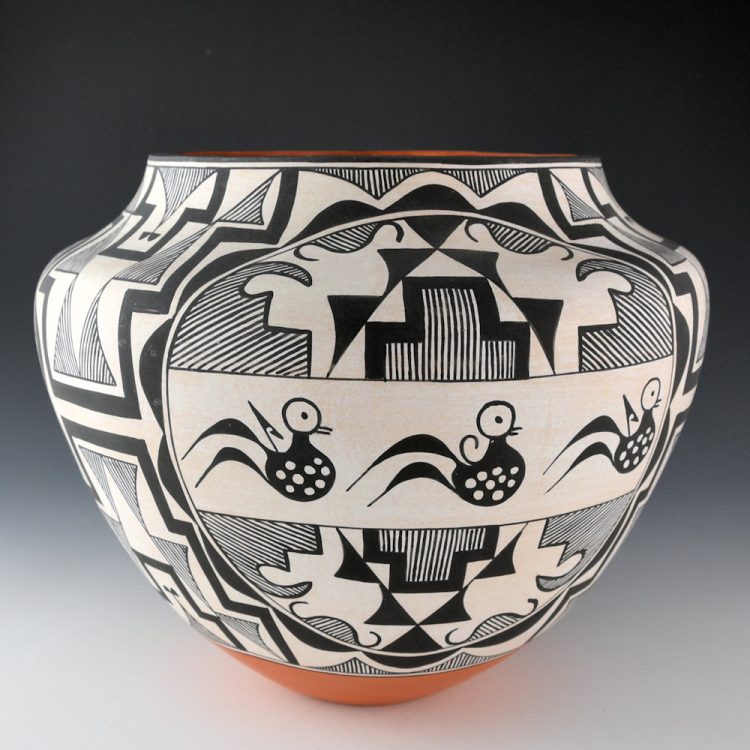 Aragon, Rachel - Large Water Jar with Birds and Rain Designs (1980s)