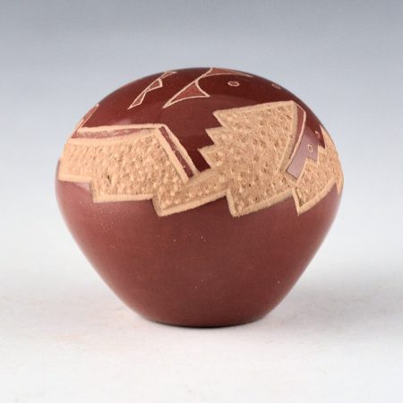 Alternative view of Garcia, Gloria "Golden Rod" - Seedpot with Mimbres Fish