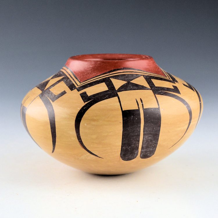 Sahmie Nampeyo, Rachel - Jar with Eagle Tail Design (1990s)