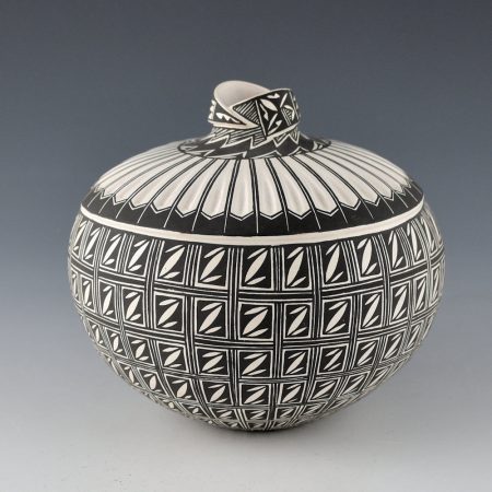 Rustin, Shawna Garcia & Patrick - Jar with Rain Designs, Indented Feathers and Sculpted Rim (1990s)