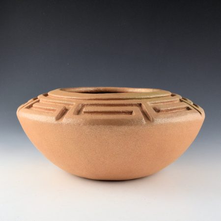 Harvier, Andrew & Judy (Nana Kaa) - Large Micaceous Jar with Walking Bear Paw Design (1994)