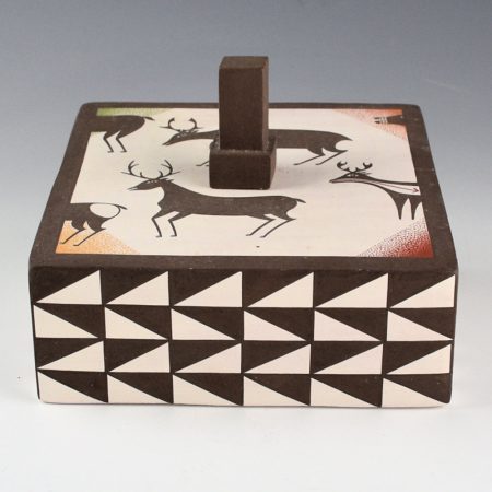 Natseway, Charmae - Box with Six Pueblo Deer and Lid