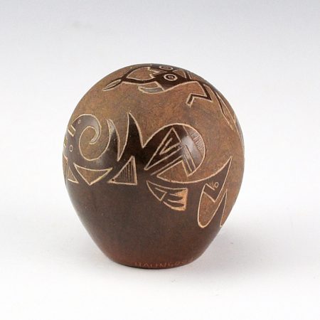 Alternative view of Haungooah, Dean - "Mimbres Insect" Seedpot (2001)