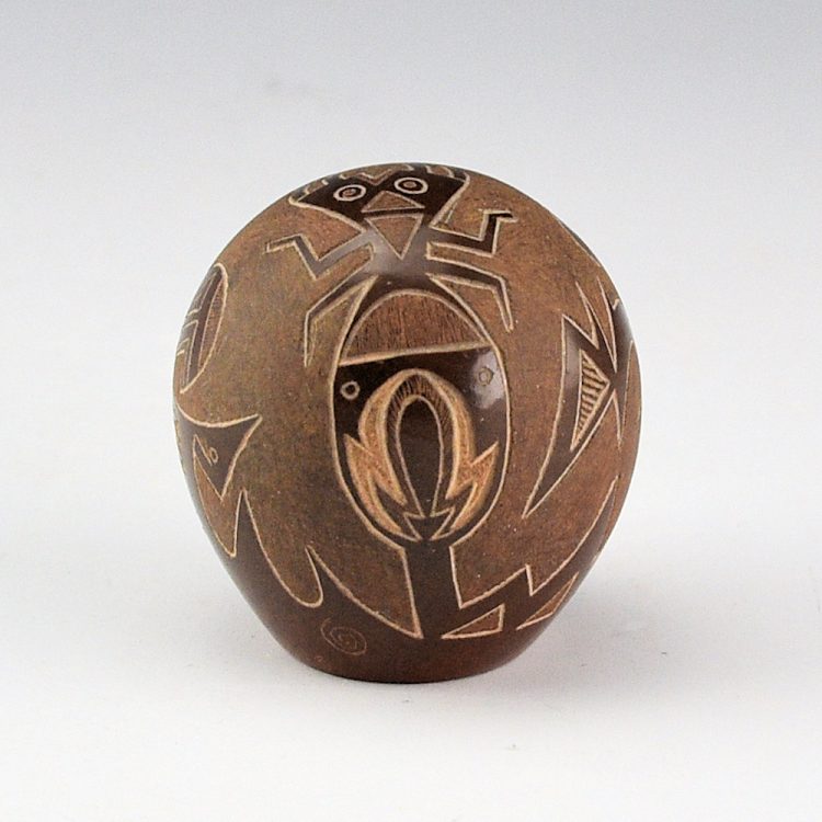 Haungooah, Dean - "Mimbres Insect" Seedpot (2001)
