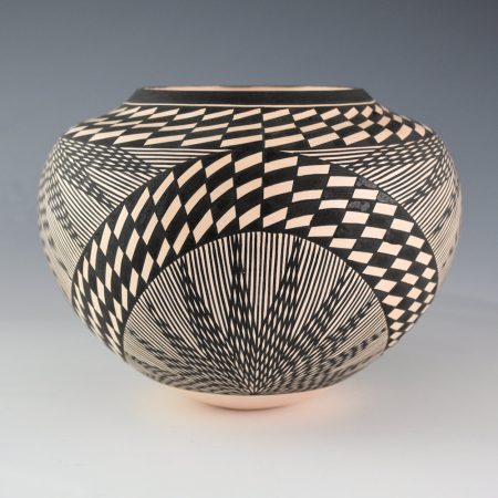 Alternative view of Patricio, Georgia - "Sunrise and Rainbows" Fineline Water Jar