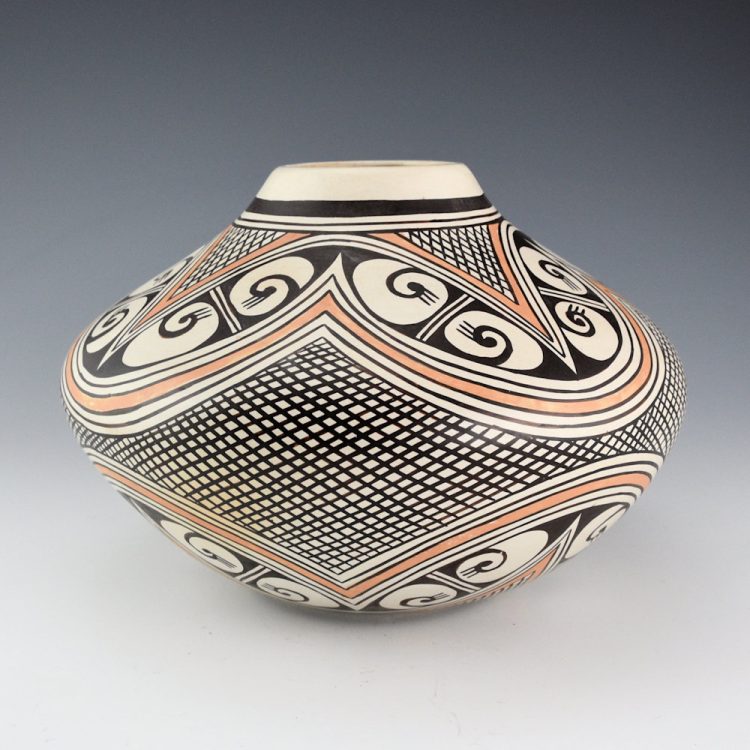 Naha, Helen "Feather Woman" - 9" Wide Awatovi Star and Fine-Line Designs (1980s)