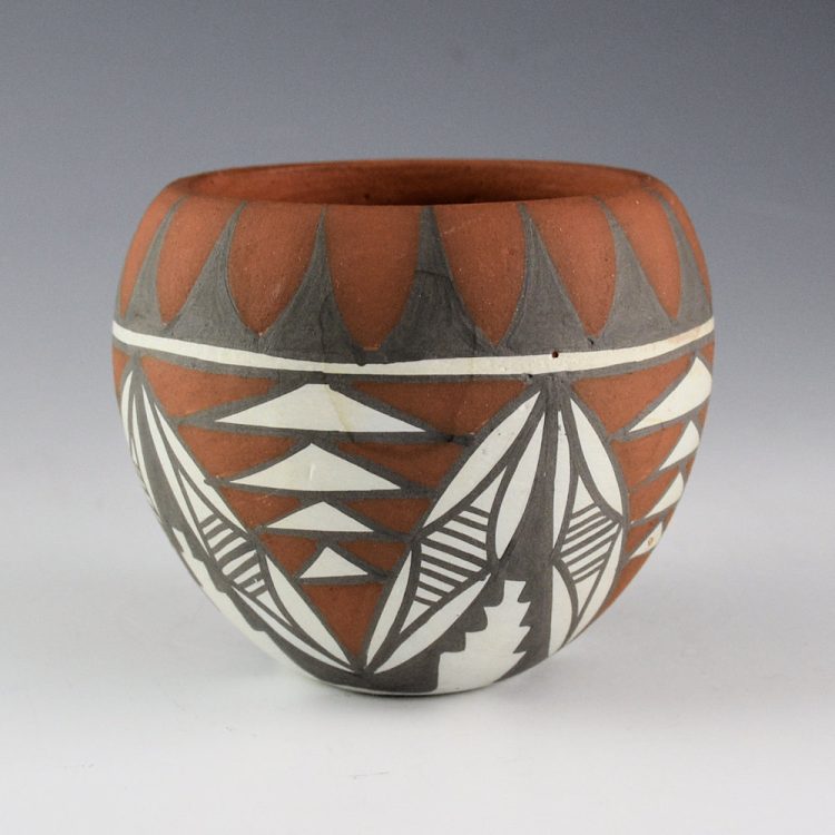 Small, Mary - Polychrome Bowl Cloud Designs (1980s)