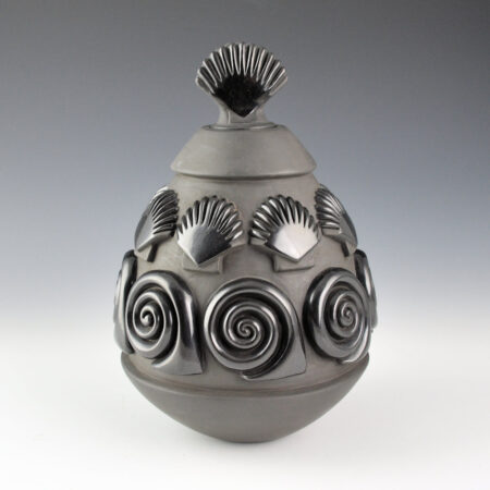Alternative view of Youngblood, Nancy - Jar with 16 Carved Shells and Shell Lid (1995)