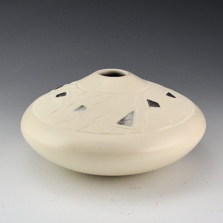 Duwyenie, Preston - White Shifting Sand Jar with 9 Silver Insets