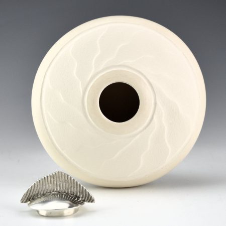 Alternative view of Duwyenie, Preston - Small Shifting Sand Bowl with Cloud Design Silver Lid