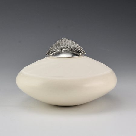 Duwyenie, Preston - Small Shifting Sand Bowl with Cloud Design Silver Lid