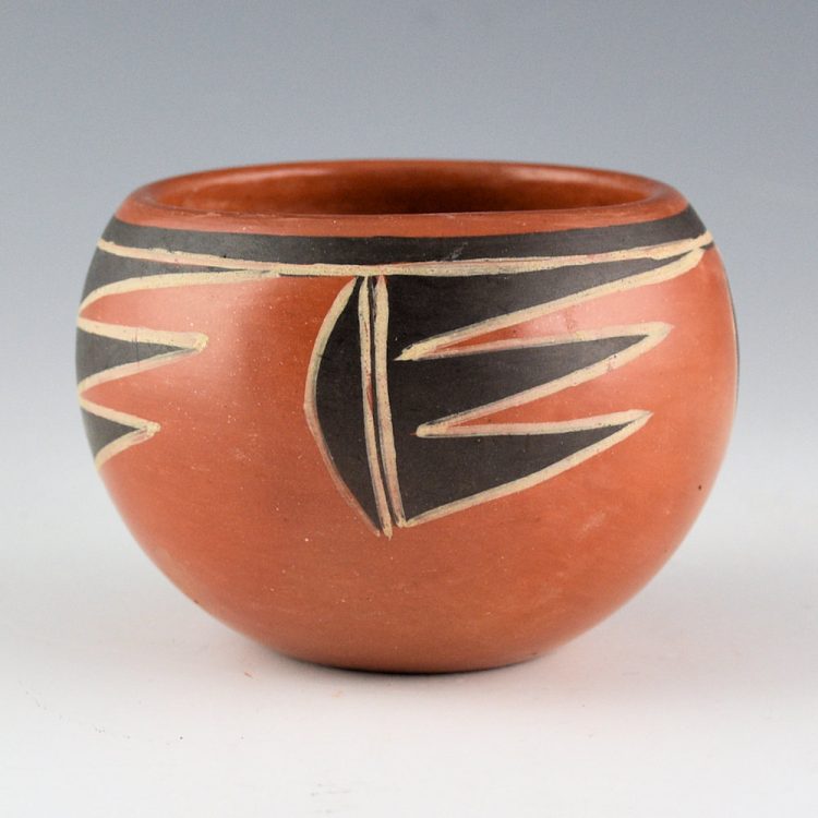 Nampeyo, Priscilla Namingha - Black-and-White Bird Wings on a Red Bowl (1970s)