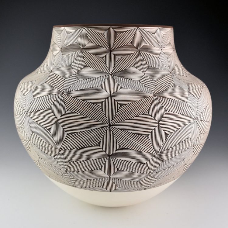 Patricio, Robert - 11" Tall Water Jar with Interlocking Stars