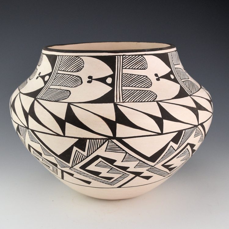 Chino, Rose - Large Jar with Rain Clouds and Rain Designs (1970s)