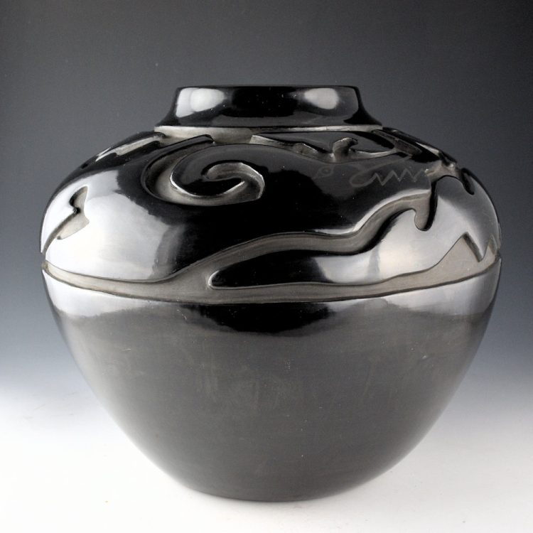 Ebelacker, Virginia - Large Jar with Avanyu (1980s) with Provenance