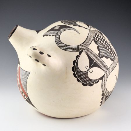 Alternative view of Aragon, Wanda - Large Canteen with Heartline Deer (1992)