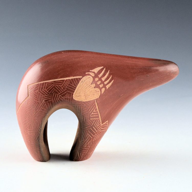 Naranjo, Bernice - Clay Bear with Four Bear Paws