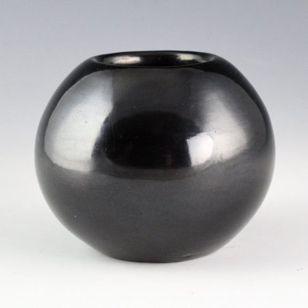 Alternative view of Martinez, Maria - Plainware Bowl "Maria Poveka", 1950s