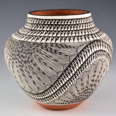 Juanico, Marietta Patricio - Jar with Sunset Rainbow Design