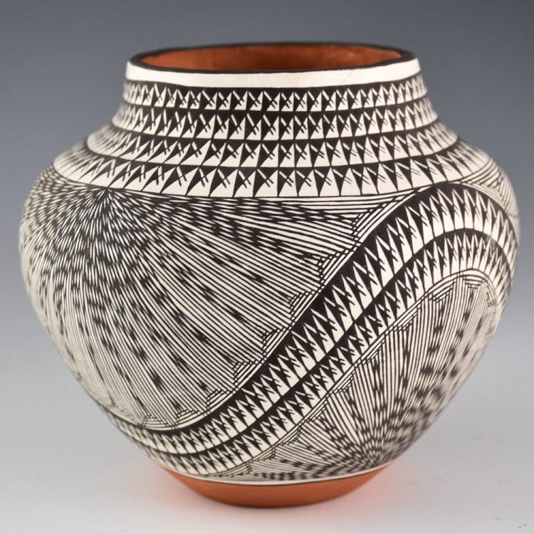Juanico, Marietta Patricio - Jar with Sunset Rainbow Design
