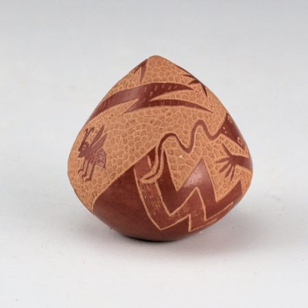 Alternative view of Lonewolf, Rosemary "Apple Blossom" - Seedpot with Mulit-Color Mimbres Lizard