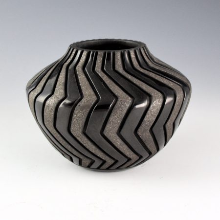 Tapia, Sue - "Lightning" Carved Jar with 32 Sections