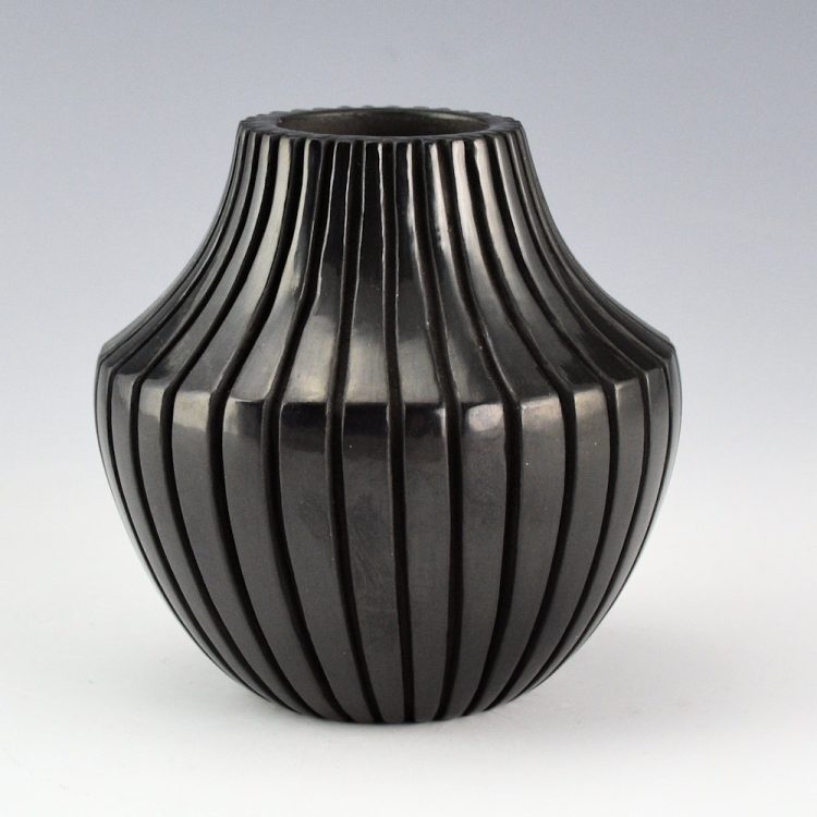 Tapia, Sue - Black Water Jar with 32 Carved Bands