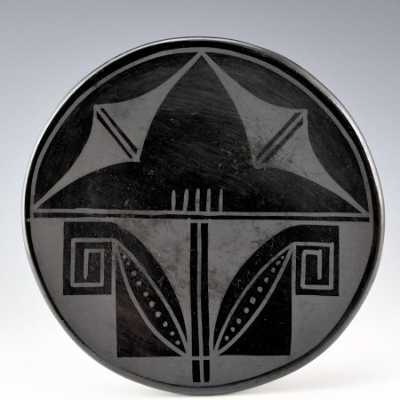 Alternative view of Roybal, Tonita  - Plate with Flower Design (1920s)