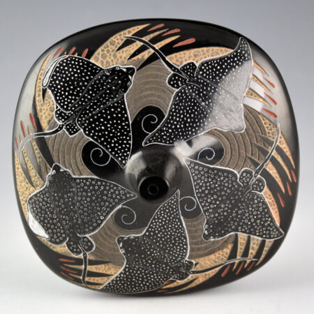 Alternative view of Tafoya, Jennifer - Jar with Spotted Eagle Ray and Ocellated Eagle Rays