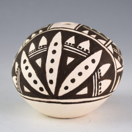Lowden, Virginia - Seedpot with Plant Designs