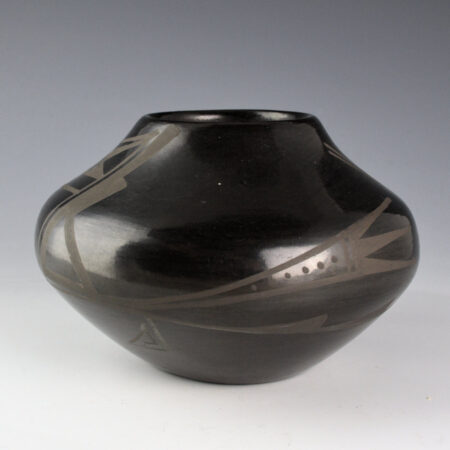 Alternative view of Dunlap, Linda - Black Jar with Swirling Cloud Designs (1982)