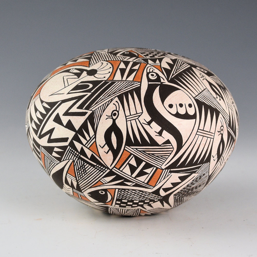 Concho, Rachel - Seedpot with Mimbres Animals, Insects, and Geometrics (1990s) - Image 5