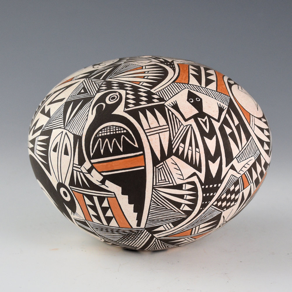 Concho, Rachel - Seedpot with Mimbres Animals, Insects, and Geometrics (1990s) - Image 3