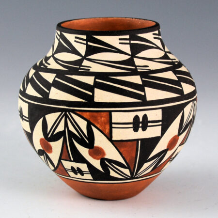 Aragon, Wanda - Small Jar with Rain and Leaf Designs (1991)