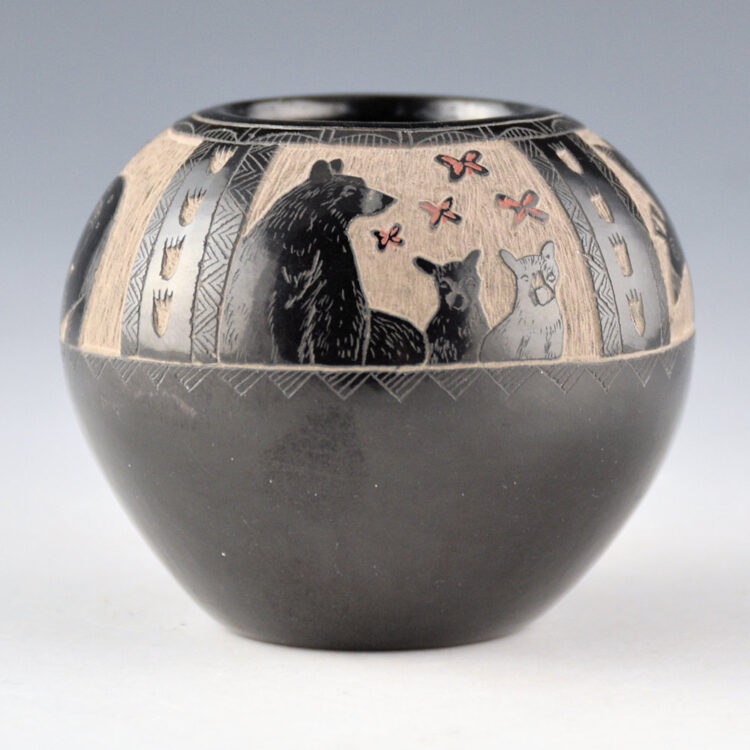 Garcia, Gloria "Golden Rod" - Bowl with Realistic and Mimbres Bears