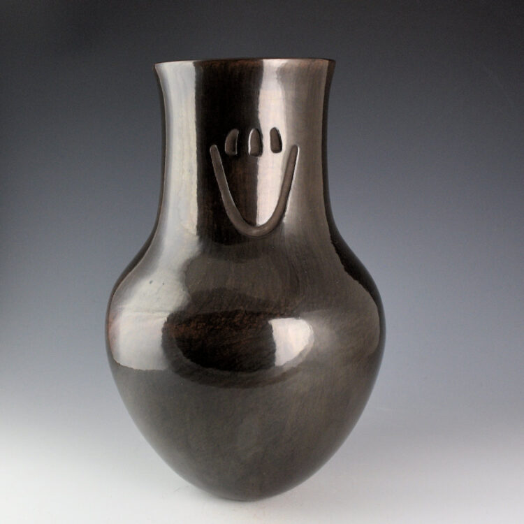 Tafoya, Judy and Lincoln - 13" Tall Long Neck Jar with Bear Paws (1998)