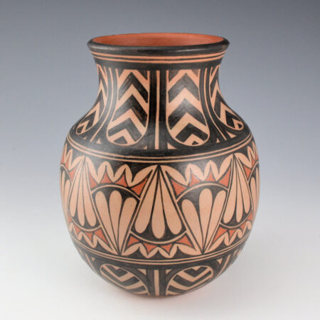 Alternative view of Holt, Lisa & Harlan Reano - Water Jar with Flower Designs (2020)