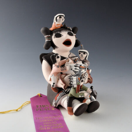 Ray, Marilyn Henderson - Storyteller with Four Children (1996)