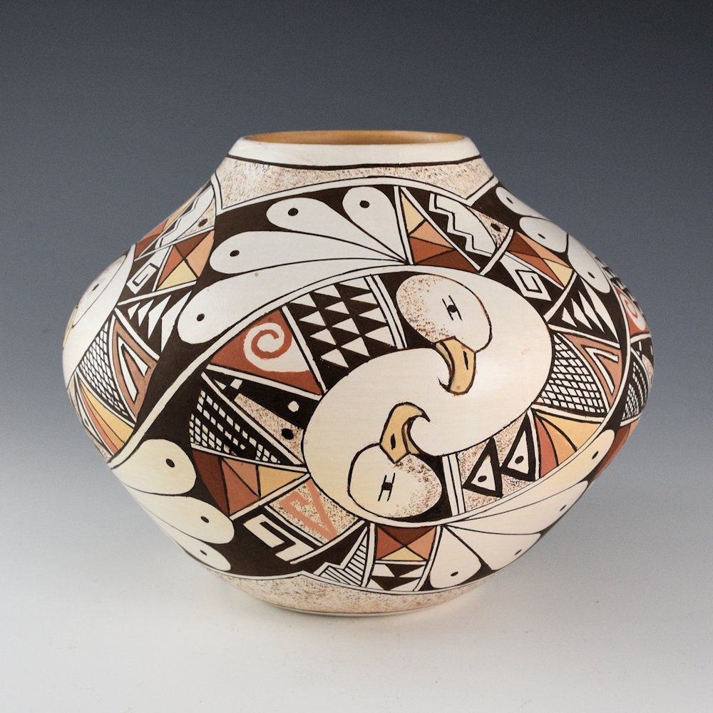 Naha, Rainy - Jar with Eight Tumbling Eagles - Image 3