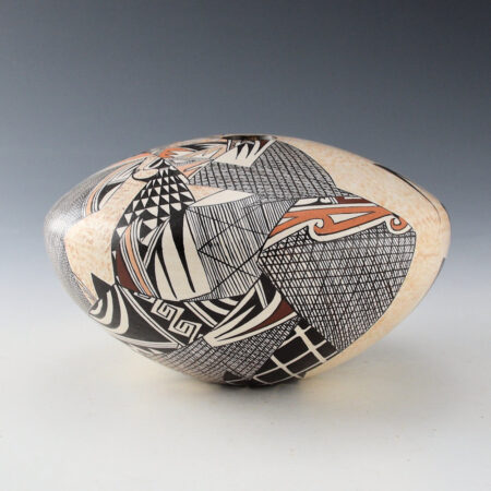 Naha, Sylvia - Seedpot with Lizards, Corn, and Shard Designs (1980s)