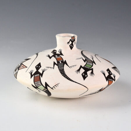 Concho, Carolyn - Wide Shoulder Jar with Mimbres Lizards