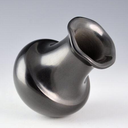 Alternative view of Garcia, Greg - Black Indented Shoulder Water Jar with Raindrop Rim (1980s)