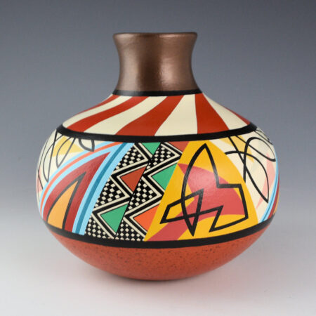 Alternative view of Namingha, Les - "Migrations" Water Jar (2025)