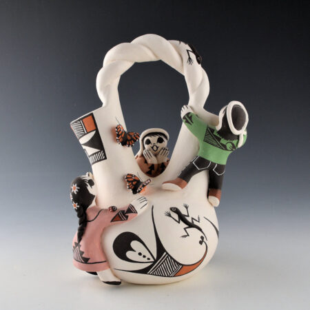 Ray, Marilyn Henderson - 8" Tall Storyteller Wedding Vase with Three Children (2004)