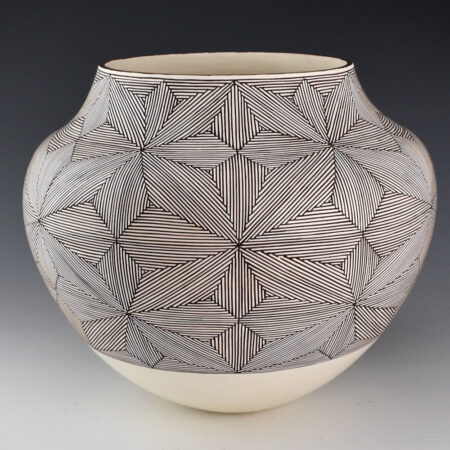 Patricio, Robert - Large Water Jar with Interlocking Stars and Flowers